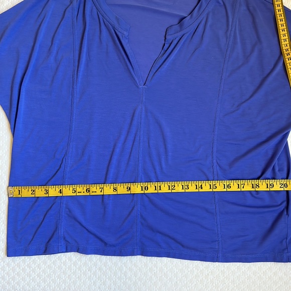 Athleta Top - Picture 3 of 4